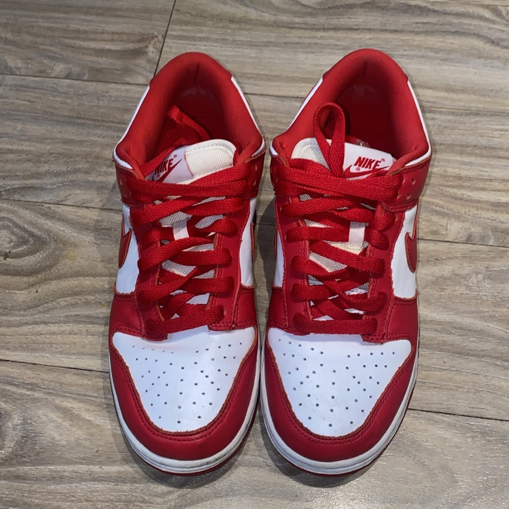 Red dunks - Picture 2 of 7